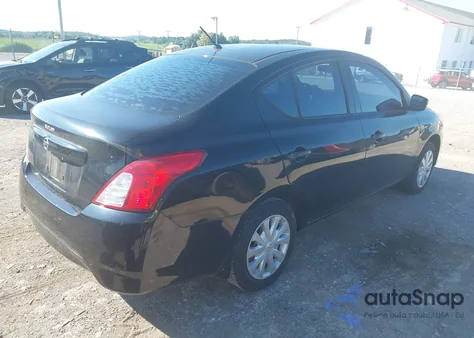 2016 Nissan Versa 1.6 S z USA, uszkodzony, nr VIN 3N1CN7APXGL846929